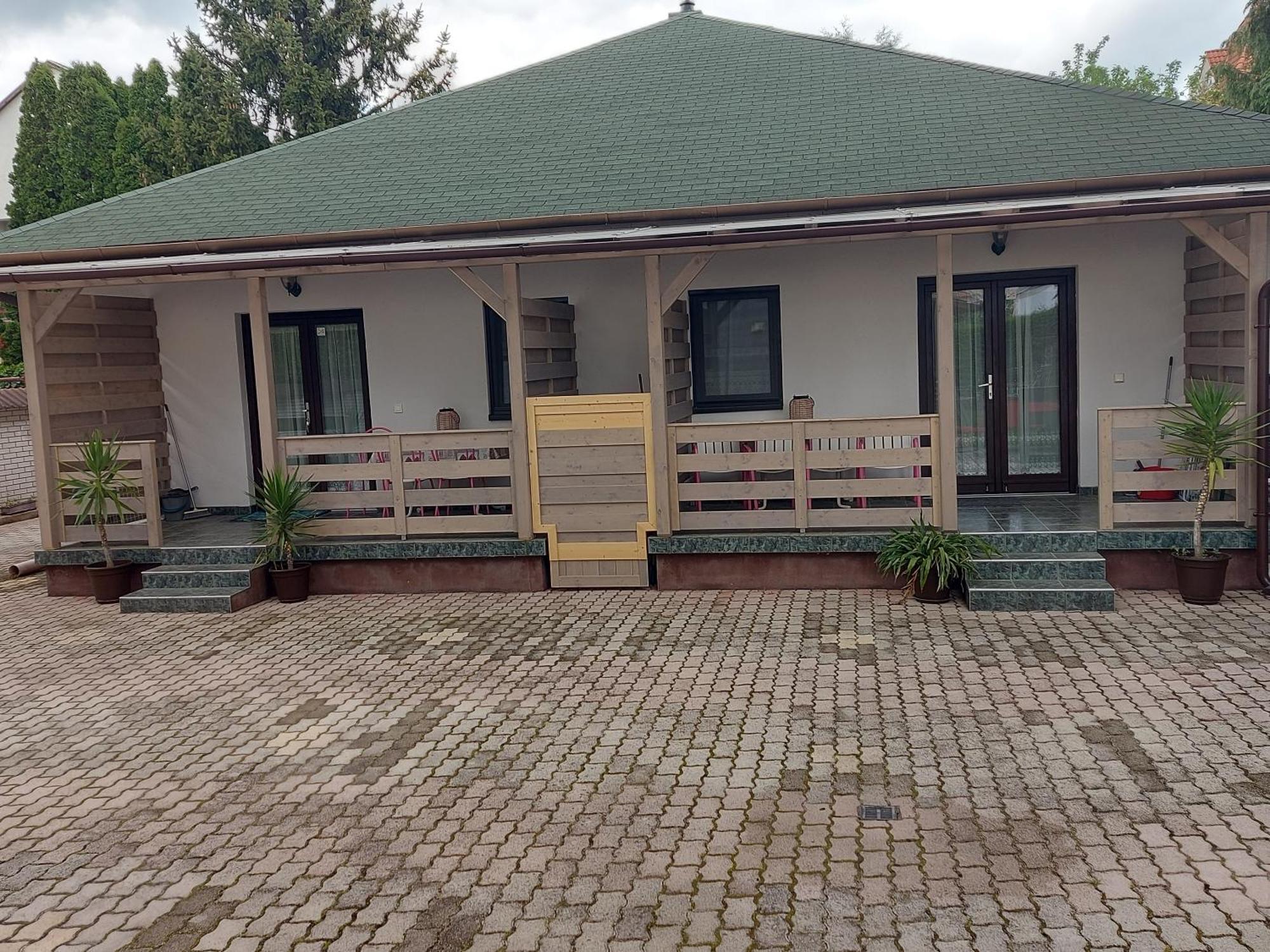 Istvan Apartmanok Keszthely Extérieur photo